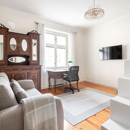 Wehost Spacious Studio For 5 With A Kitchen Helsinki Exterior foto