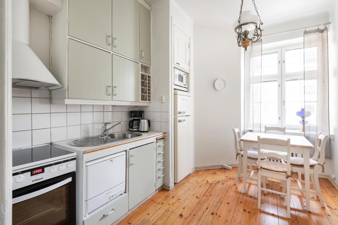 Wehost Spacious Studio For 5 With A Kitchen Helsinki Exterior foto